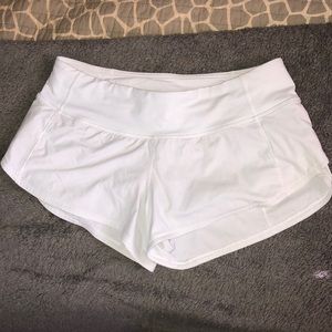 Lululemon Speed it Up shorts